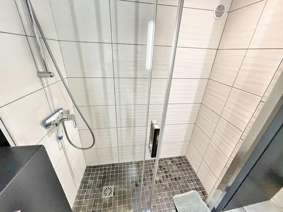 Homelivia, Vieux Nice, Appartement De Charme, Clim Balcon المظهر الخارجي الصورة
